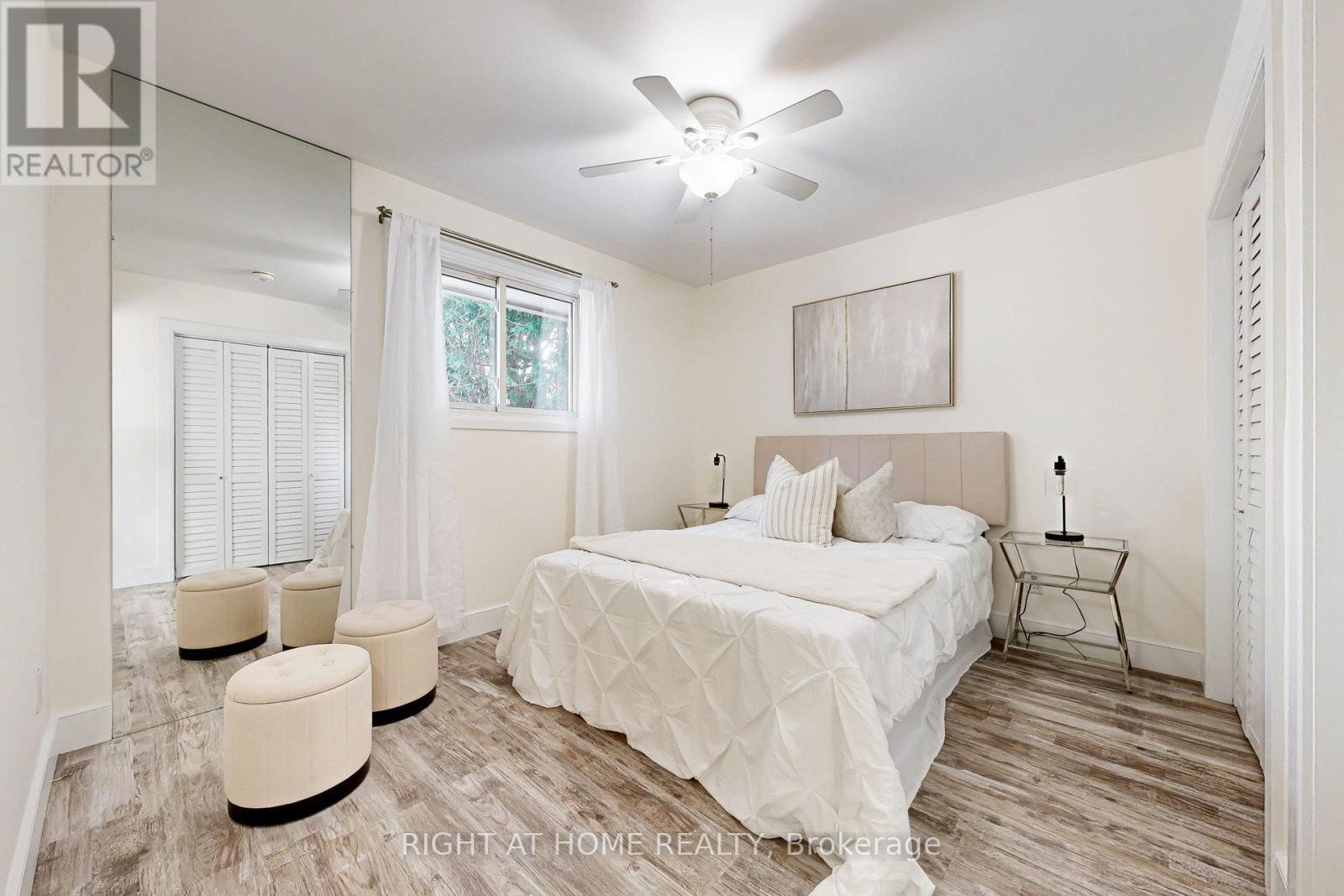 












512 OSHAWA BOULEVARD N

,
Oshawa (O'Neill),




Ontario
L1G5T7

