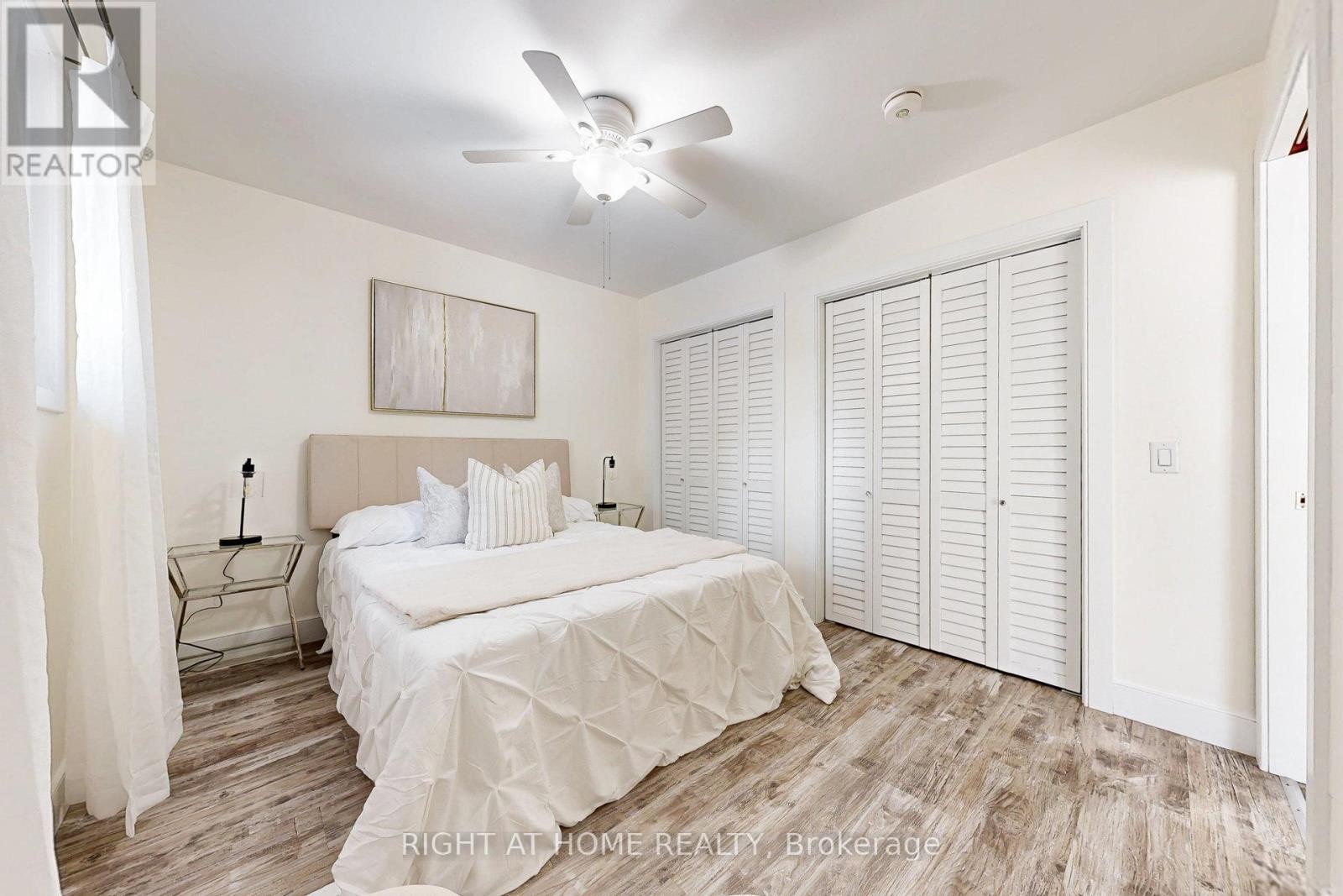 












512 OSHAWA BOULEVARD N

,
Oshawa (O'Neill),




Ontario
L1G5T7

