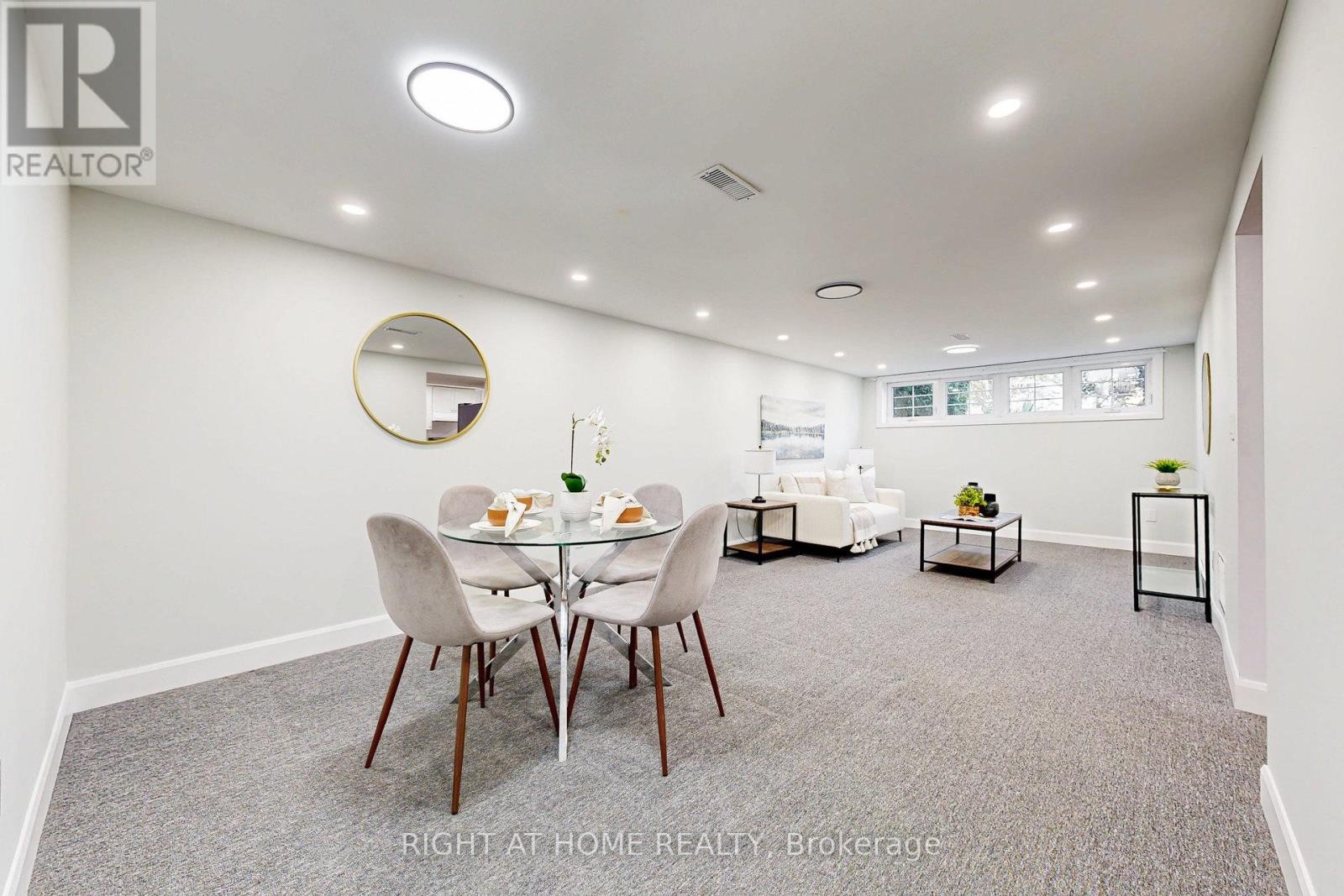












512 OSHAWA BOULEVARD N

,
Oshawa (O'Neill),




Ontario
L1G5T7

