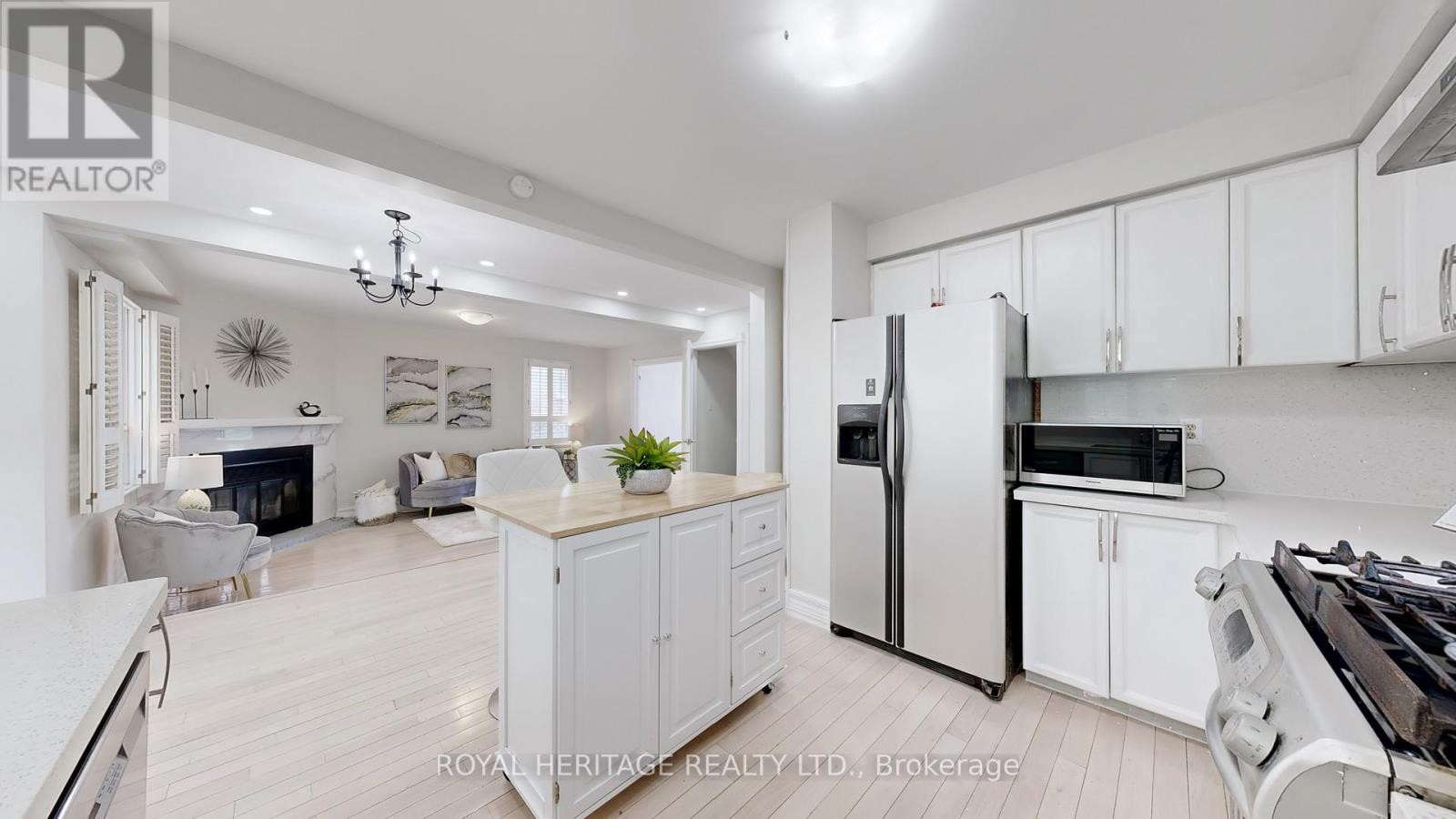 












20 REED DRIVE

,
Ajax (Central),




Ontario
L1S5S3

