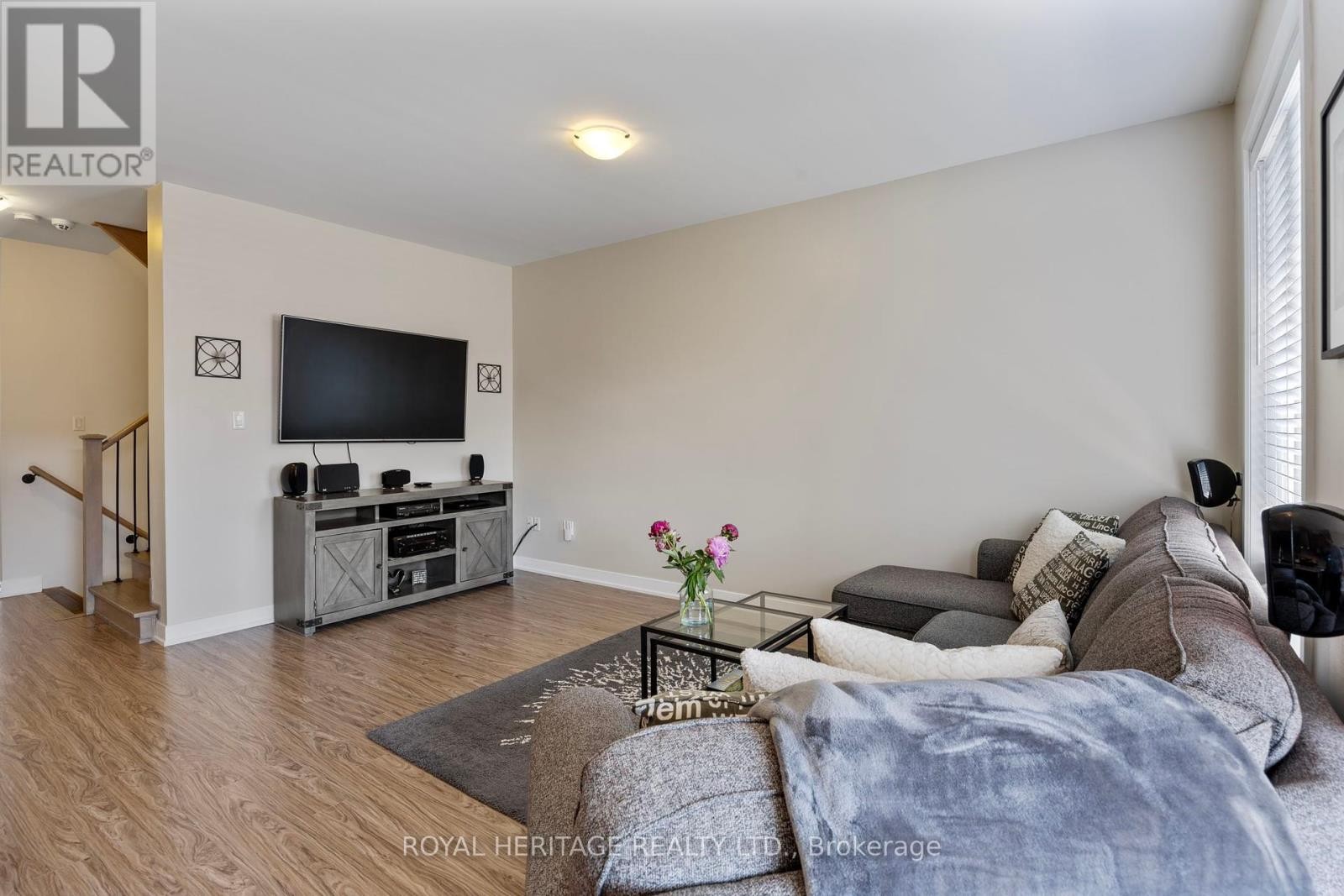 












69 BARRISTER AVENUE

,
Whitby (Pringle Creek),




Ontario
L1R0N3


