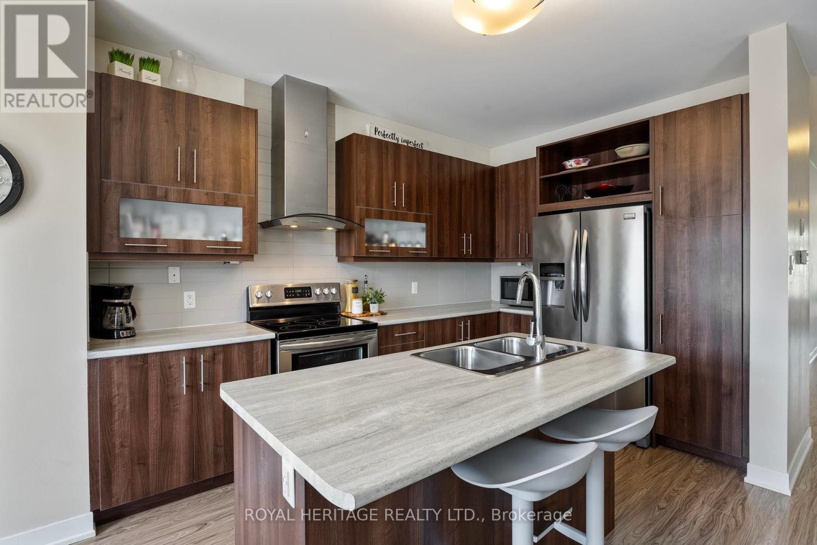 












69 BARRISTER AVENUE

,
Whitby (Pringle Creek),




Ontario
L1R0N3


