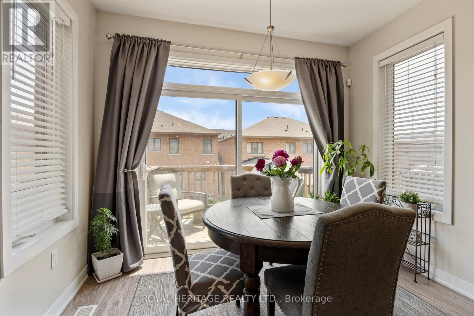 












69 BARRISTER AVENUE

,
Whitby (Pringle Creek),




Ontario
L1R0N3


