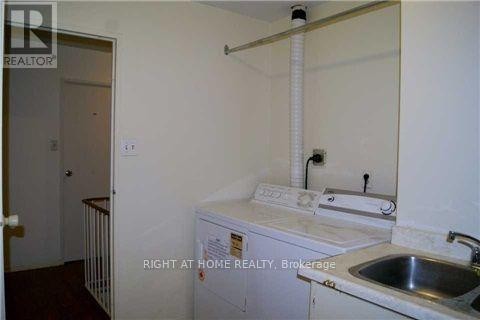 












1013 - 100 MORNELLE COURT N

,
Toronto (Morningside),




Ontario
M1E4X2

