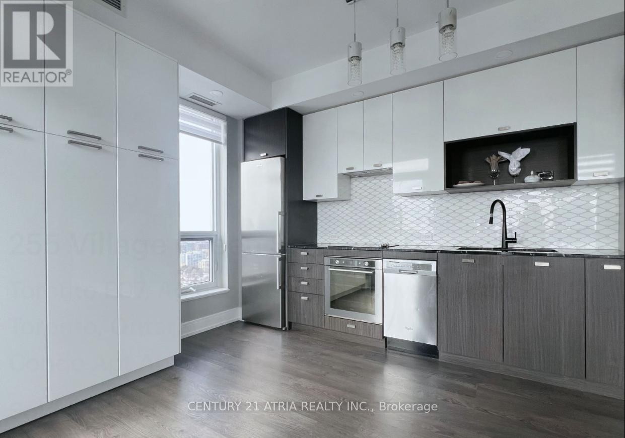 












3303 - 255 VILLAGE GREEN SQUARE

,
Toronto (Agincourt South-Malvern West),




Ontario
M1S0L7

