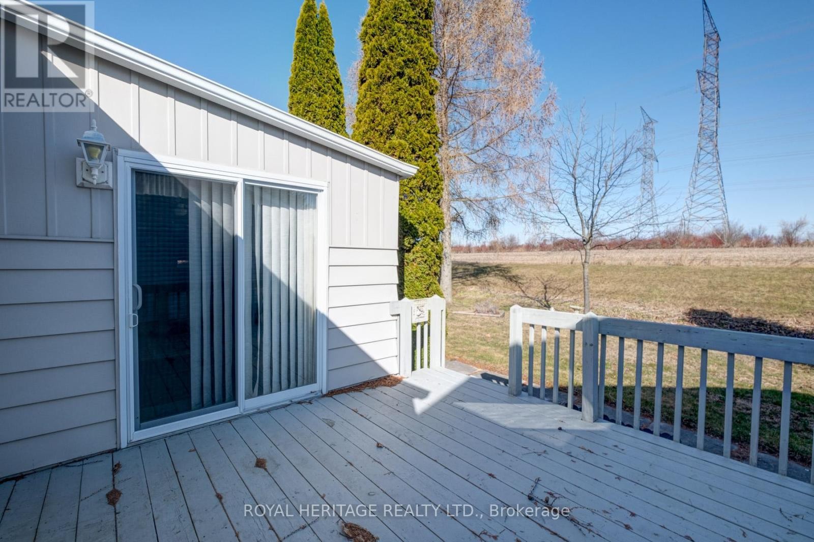 












46 WILMOT TRAIL

,
Clarington (Newcastle),




Ontario
L1B1B8

