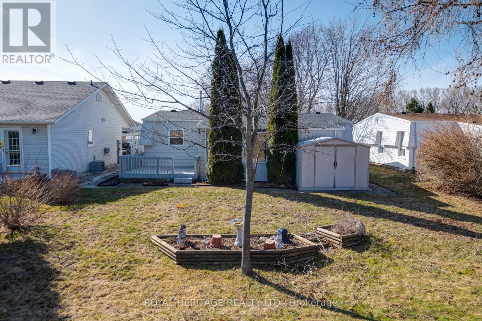 












46 WILMOT TRAIL

,
Clarington (Newcastle),




Ontario
L1B1B8

