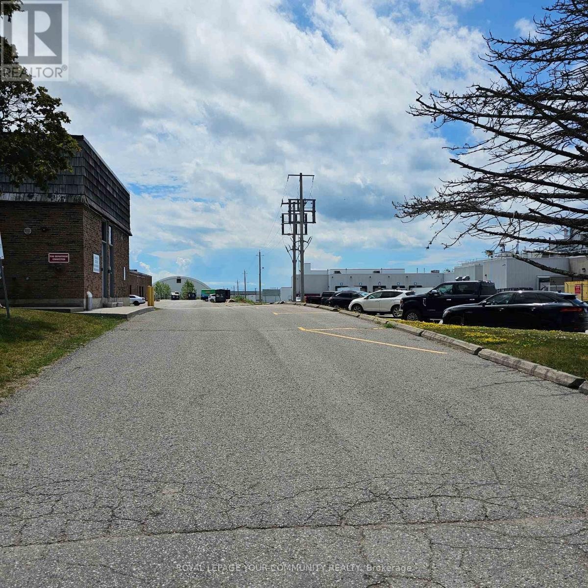 












UNITS A-K - 105 CONSUMERS DRIVE

,
Whitby (Whitby Industrial),




Ontario
L1N1C4

