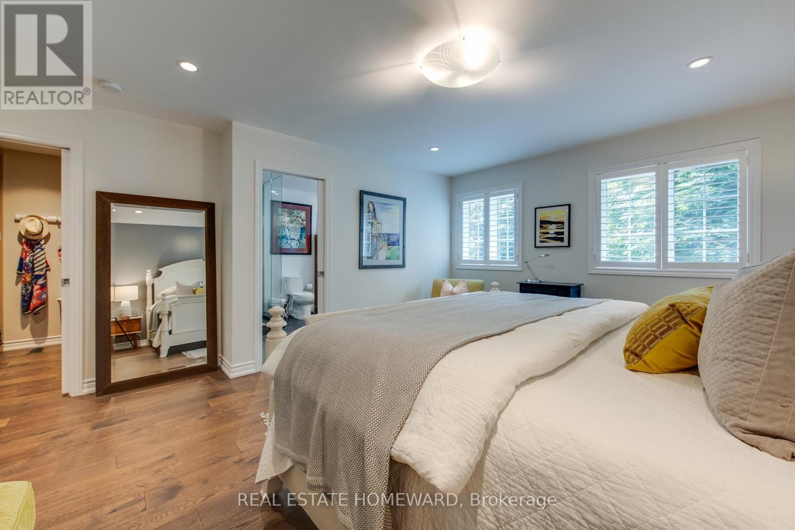 












52 HAREWOOD AVENUE

,
Toronto (Cliffcrest),




Ontario
M1M2R3

