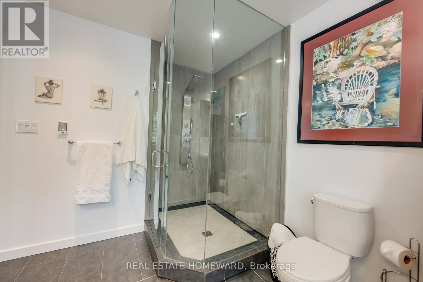 












52 HAREWOOD AVENUE

,
Toronto (Cliffcrest),




Ontario
M1M2R3

