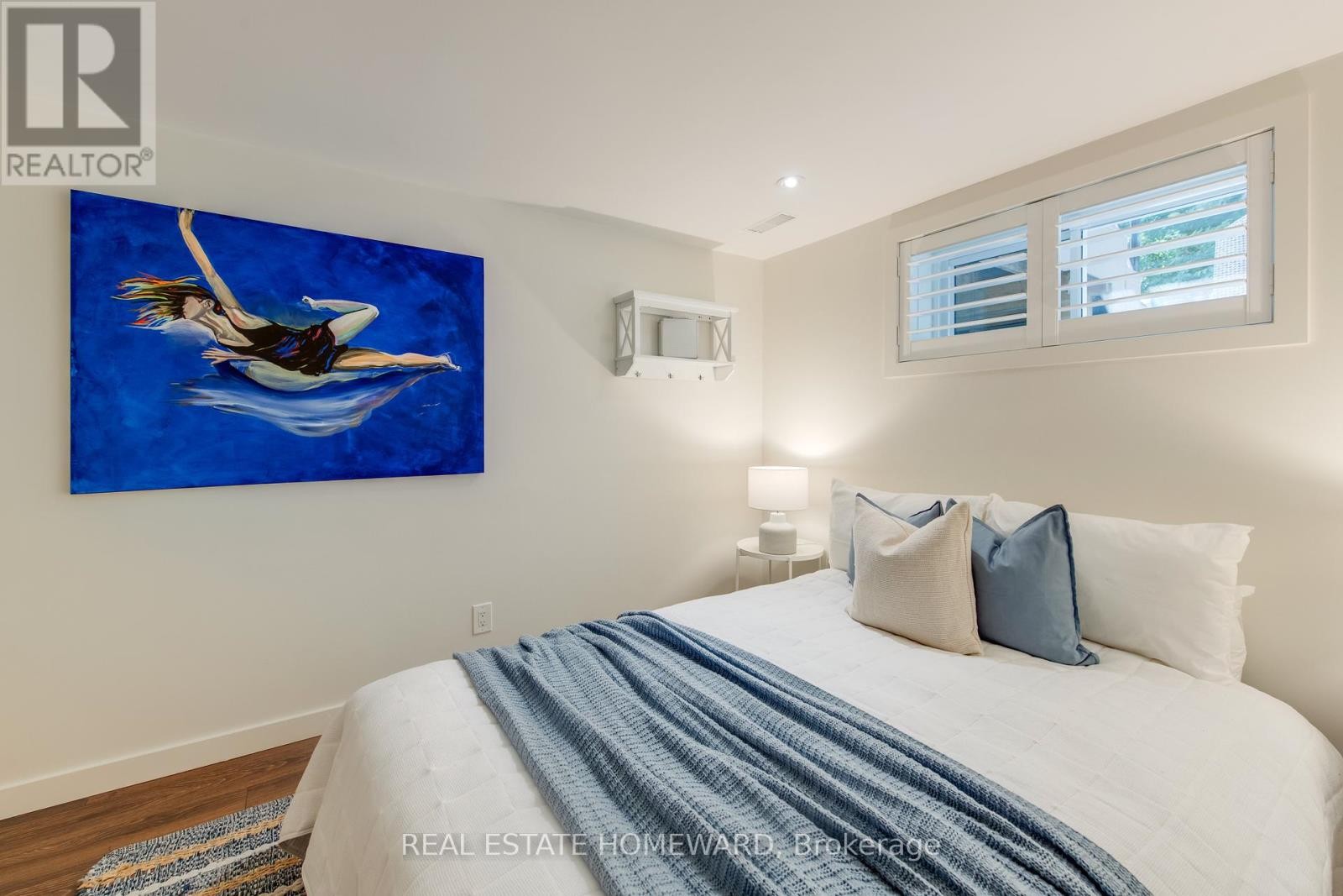 












52 HAREWOOD AVENUE

,
Toronto (Cliffcrest),




Ontario
M1M2R3

