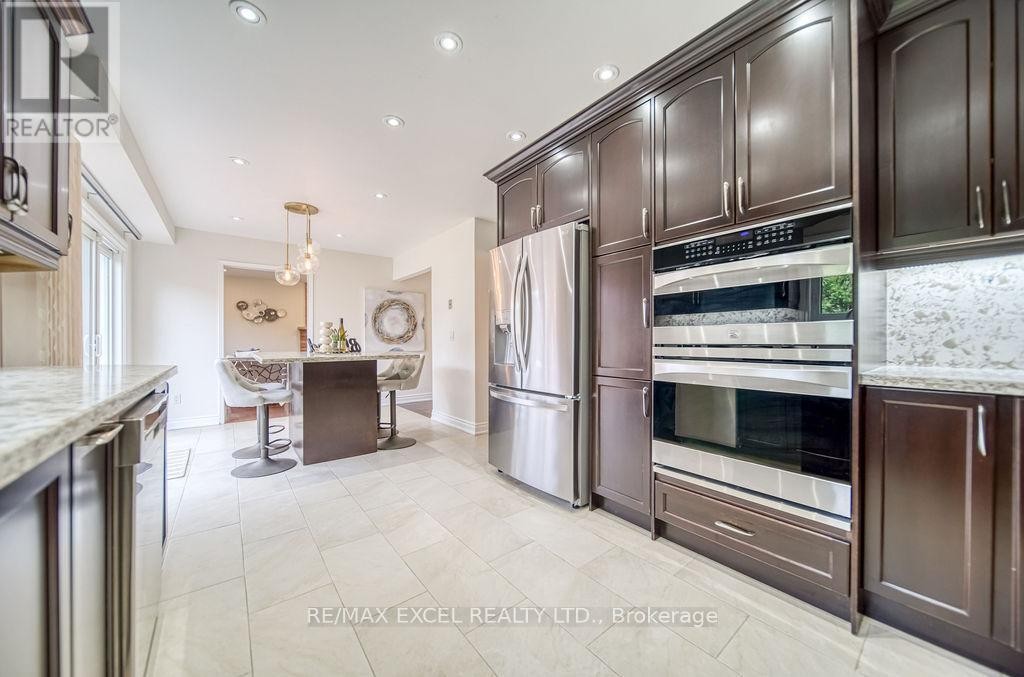 












1619 AMBERLEA ROAD

,
Pickering (Amberlea),




Ontario
L1V5P3

