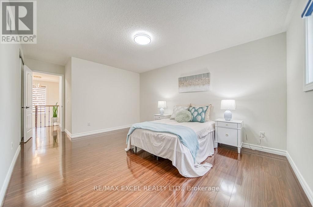 












1619 AMBERLEA ROAD

,
Pickering (Amberlea),




Ontario
L1V5P3

