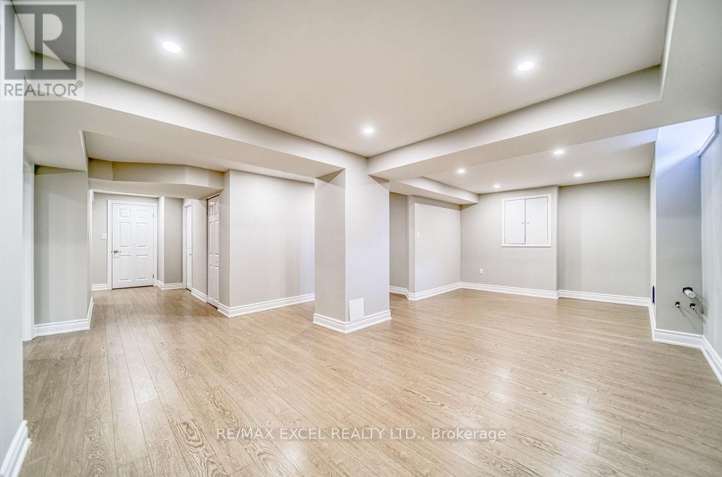 












1619 AMBERLEA ROAD

,
Pickering (Amberlea),




Ontario
L1V5P3

