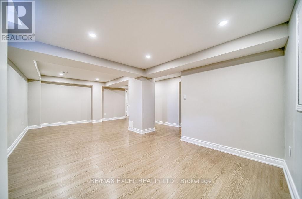 












1619 AMBERLEA ROAD

,
Pickering (Amberlea),




Ontario
L1V5P3

