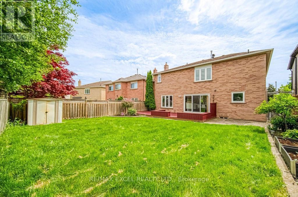 












1619 AMBERLEA ROAD

,
Pickering (Amberlea),




Ontario
L1V5P3

