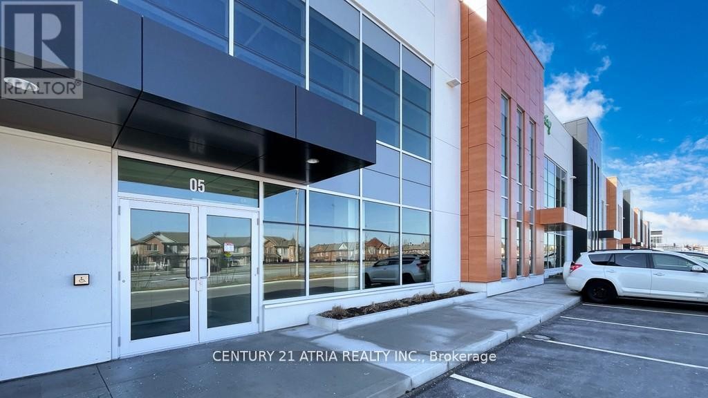












5 - 2560 MORNINGSIDE AVENUE

,
Toronto (Rouge),




Ontario
M1X0E2

