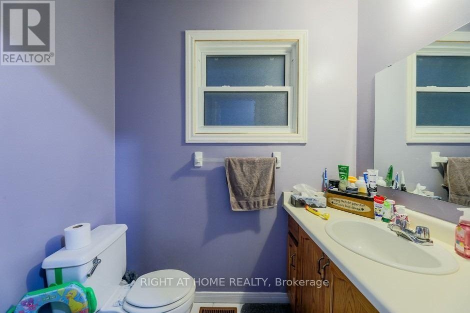 












58 PARK STREET

,
Toronto (Birchcliffe-Cliffside),




Ontario
M1N2N7

