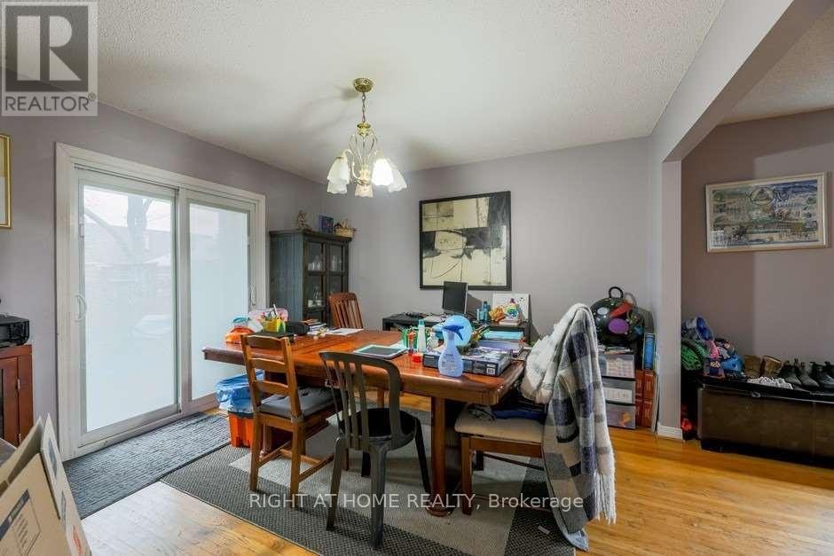 












58 PARK STREET

,
Toronto (Birchcliffe-Cliffside),




Ontario
M1N2N7

