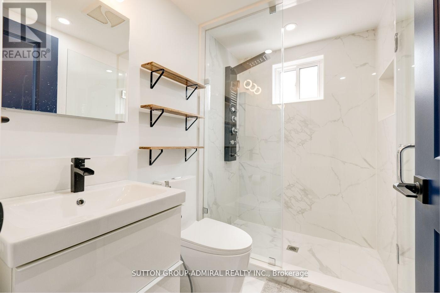 












MAIN & 2ND FLOOR - 70 CARLAW AVENUE

,
Toronto (South Riverdale),




Ontario
M4M2R7

