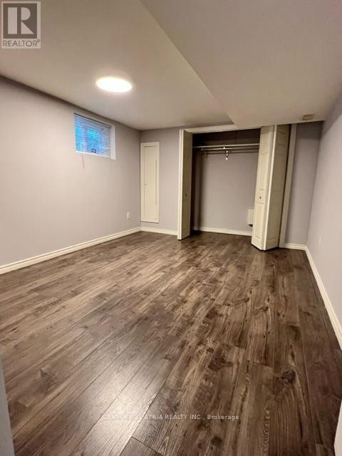 












53 ST. QUENTIN AVENUE

,
Toronto (Cliffcrest),




Ontario
M1M2M7

