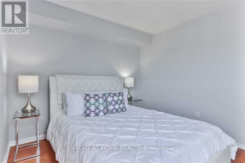 












27 - 42 PINERY TRAIL

,
Toronto (Malvern),




Ontario
M1B6H9

