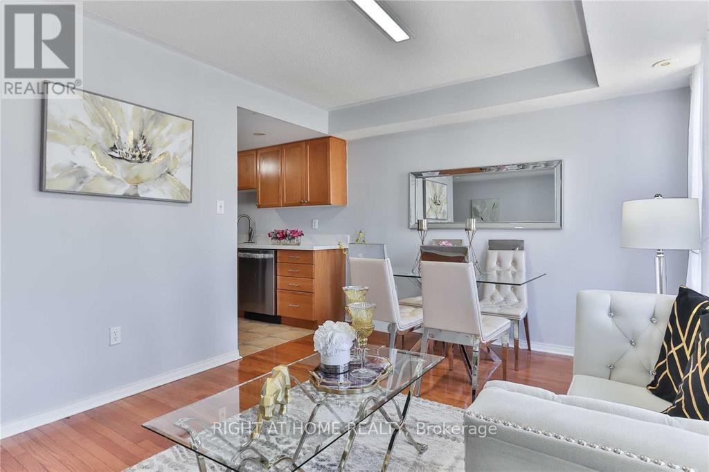 












27 - 42 PINERY TRAIL

,
Toronto (Malvern),




Ontario
M1B6H9

