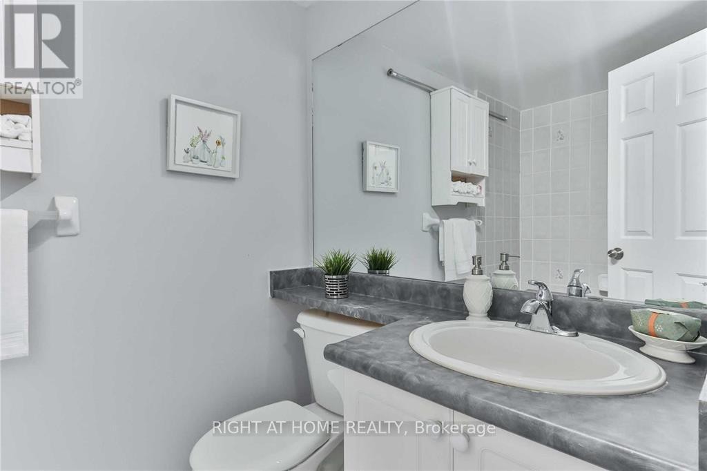 












27 - 42 PINERY TRAIL

,
Toronto (Malvern),




Ontario
M1B6H9


