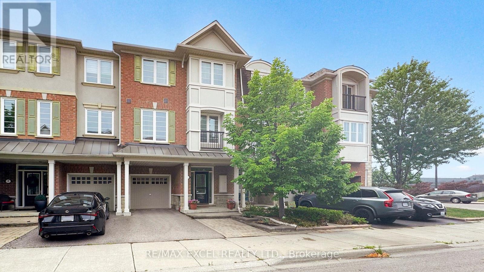 












5 PETHICK STREET

,
Toronto (Clairlea-Birchmount),




Ontario
M1L0C9

