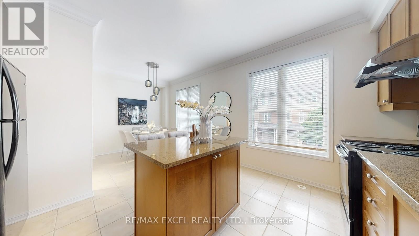 












5 PETHICK STREET

,
Toronto (Clairlea-Birchmount),




Ontario
M1L0C9


