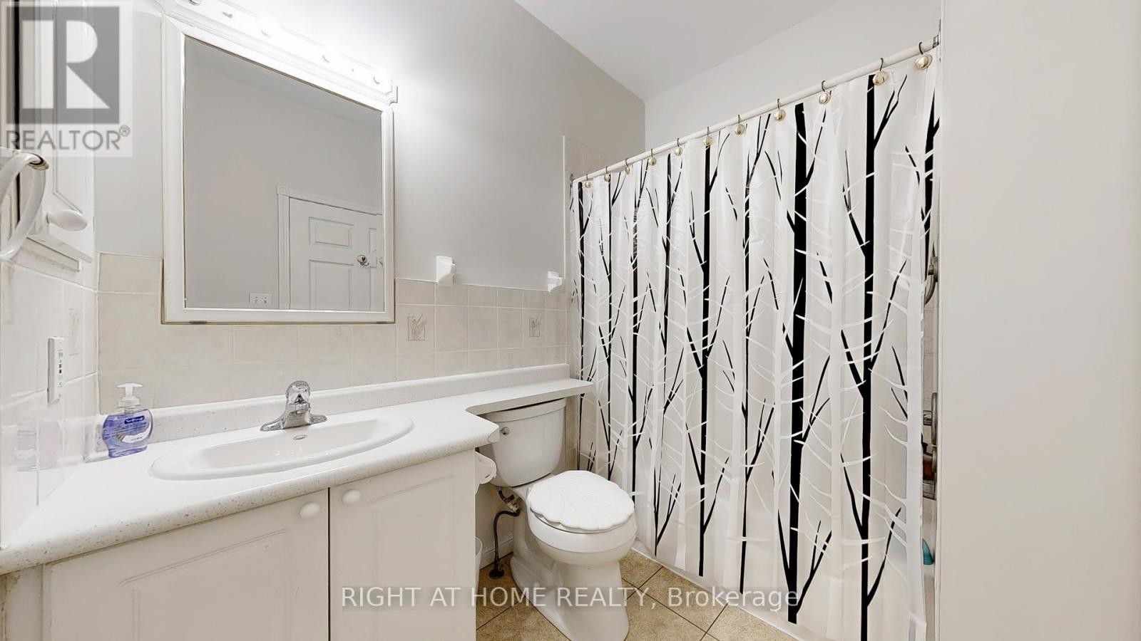 












51 - 1111 WILSON ROAD N

,
Oshawa (Pinecrest),




Ontario
L1G8C2

