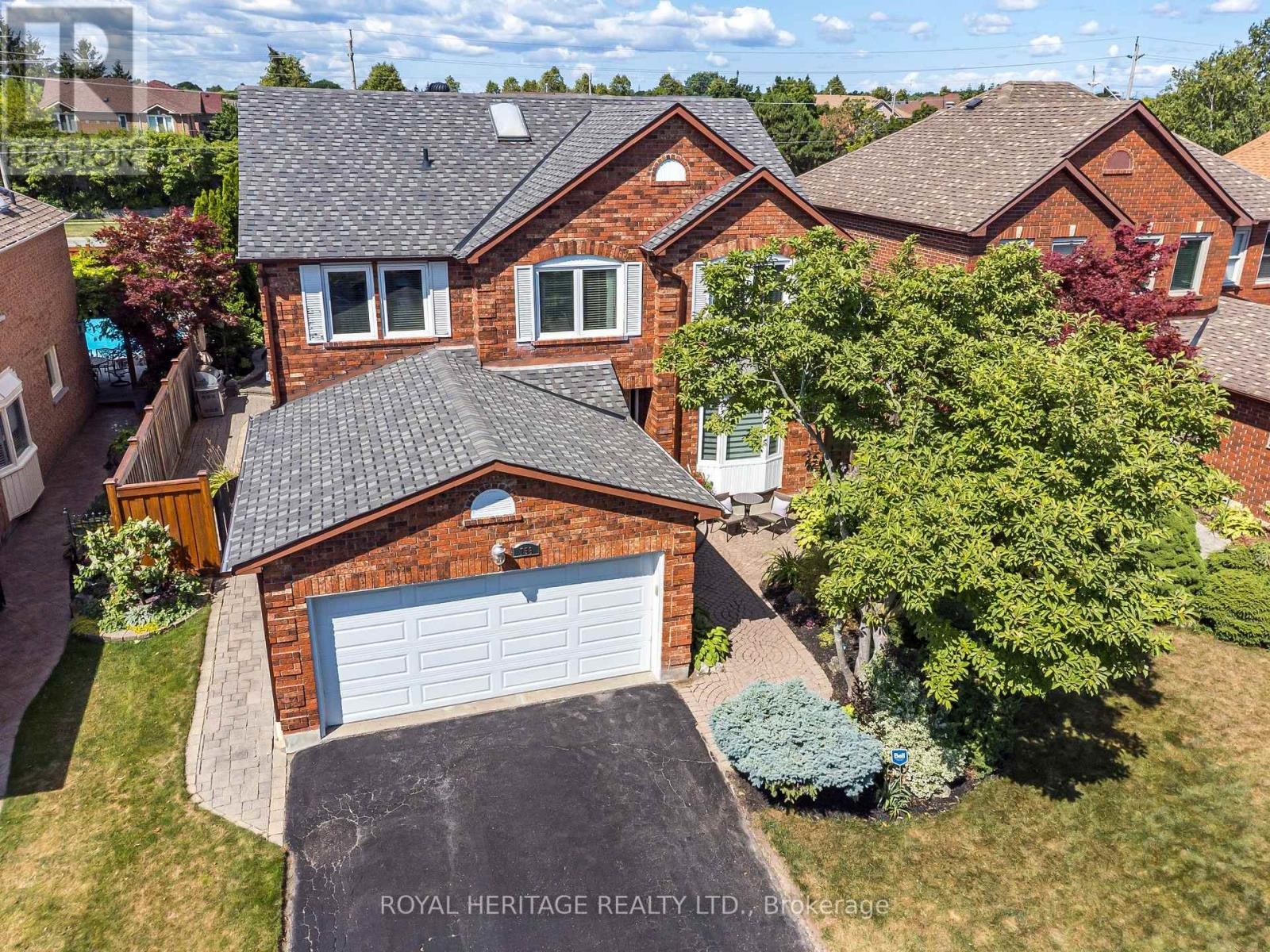 












756 STONEPATH CIRCLE

,
Pickering (Amberlea),




Ontario
L1V3T1

