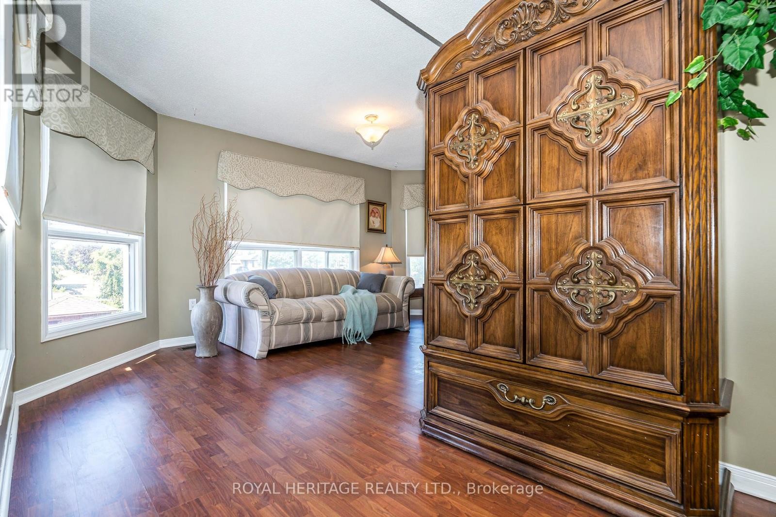 












756 STONEPATH CIRCLE

,
Pickering (Amberlea),




Ontario
L1V3T1

