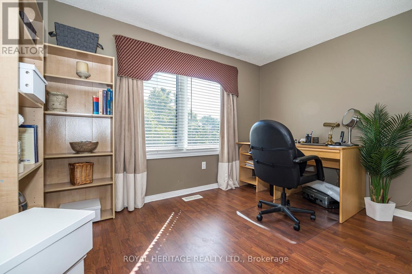 












756 STONEPATH CIRCLE

,
Pickering (Amberlea),




Ontario
L1V3T1

