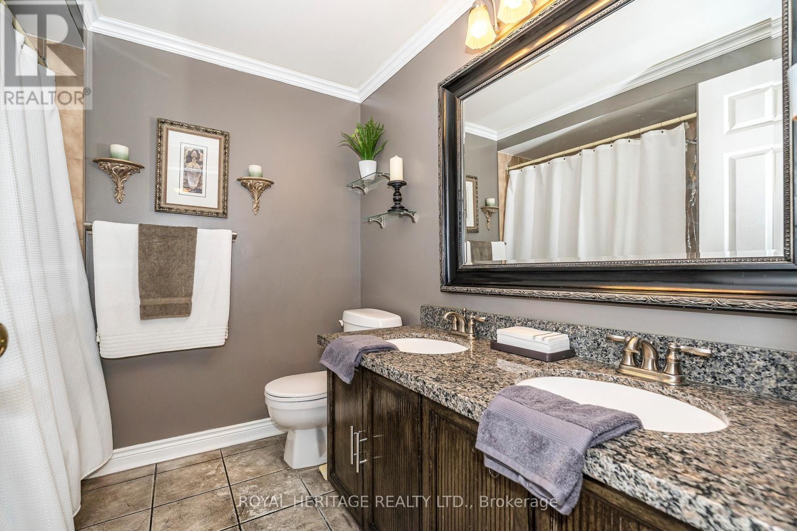 












756 STONEPATH CIRCLE

,
Pickering (Amberlea),




Ontario
L1V3T1

