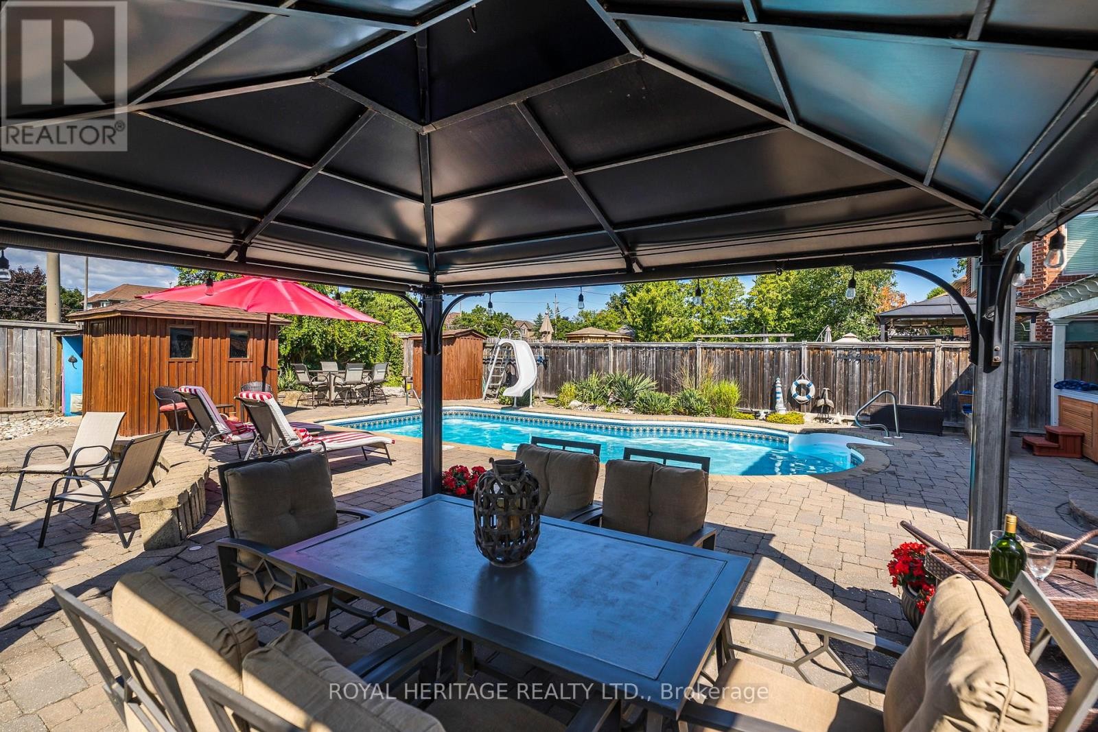 












756 STONEPATH CIRCLE

,
Pickering (Amberlea),




Ontario
L1V3T1

