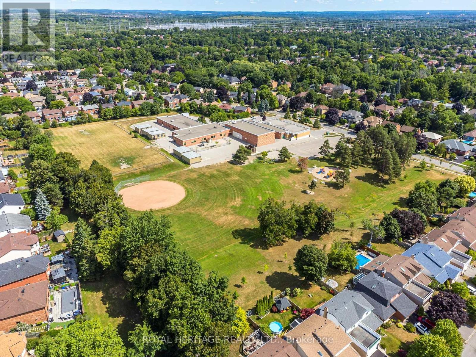 












756 STONEPATH CIRCLE

,
Pickering (Amberlea),




Ontario
L1V3T1

