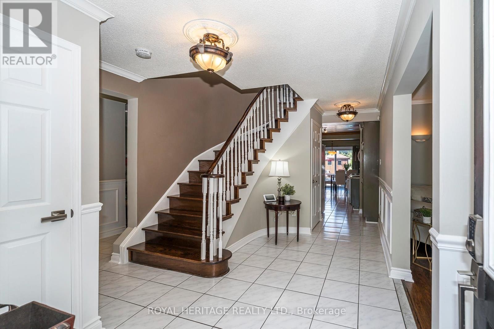 












756 STONEPATH CIRCLE

,
Pickering (Amberlea),




Ontario
L1V3T1


