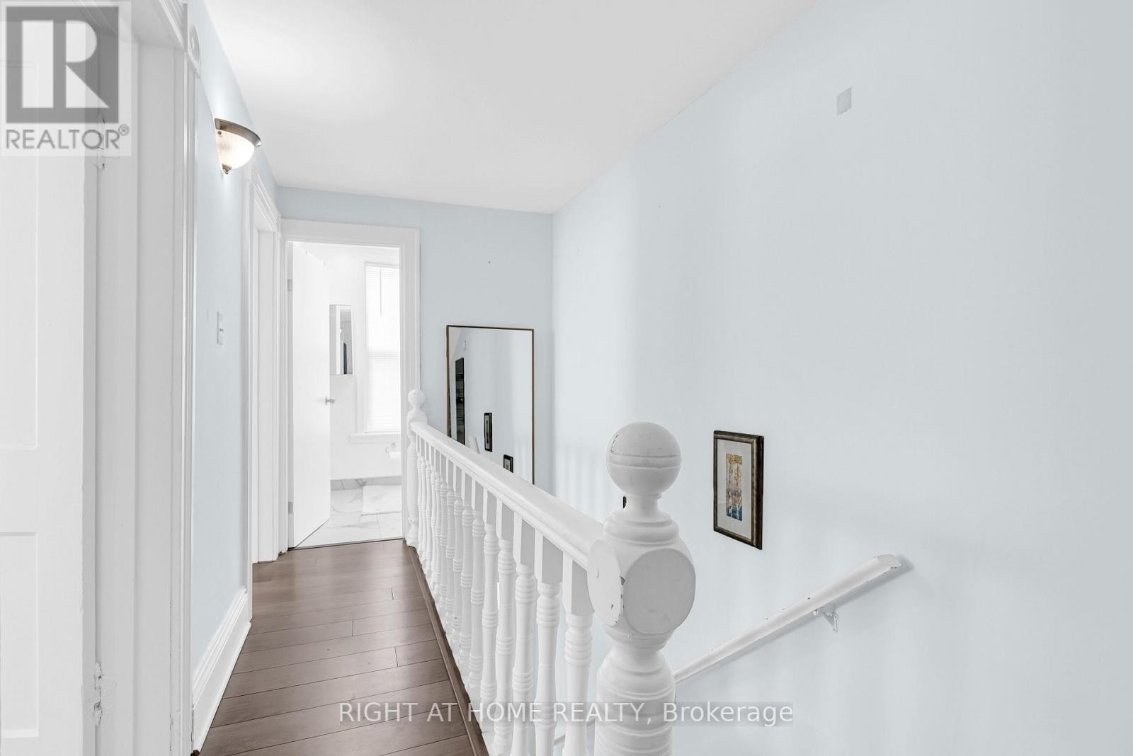 












217 CELINA STREET

,
Oshawa (Central),




Ontario
L1H4N7

