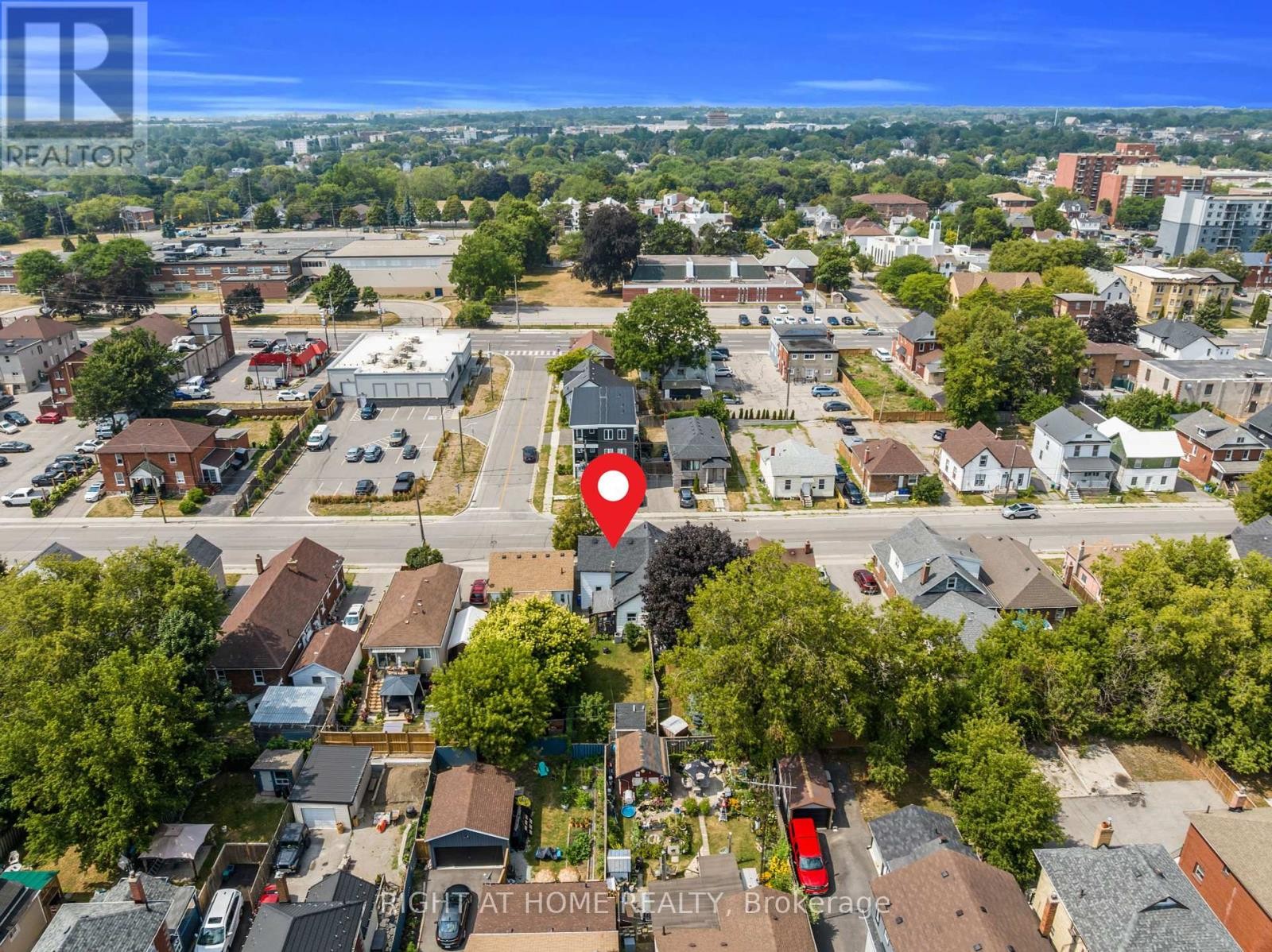 












217 CELINA STREET

,
Oshawa (Central),




Ontario
L1H4N7


