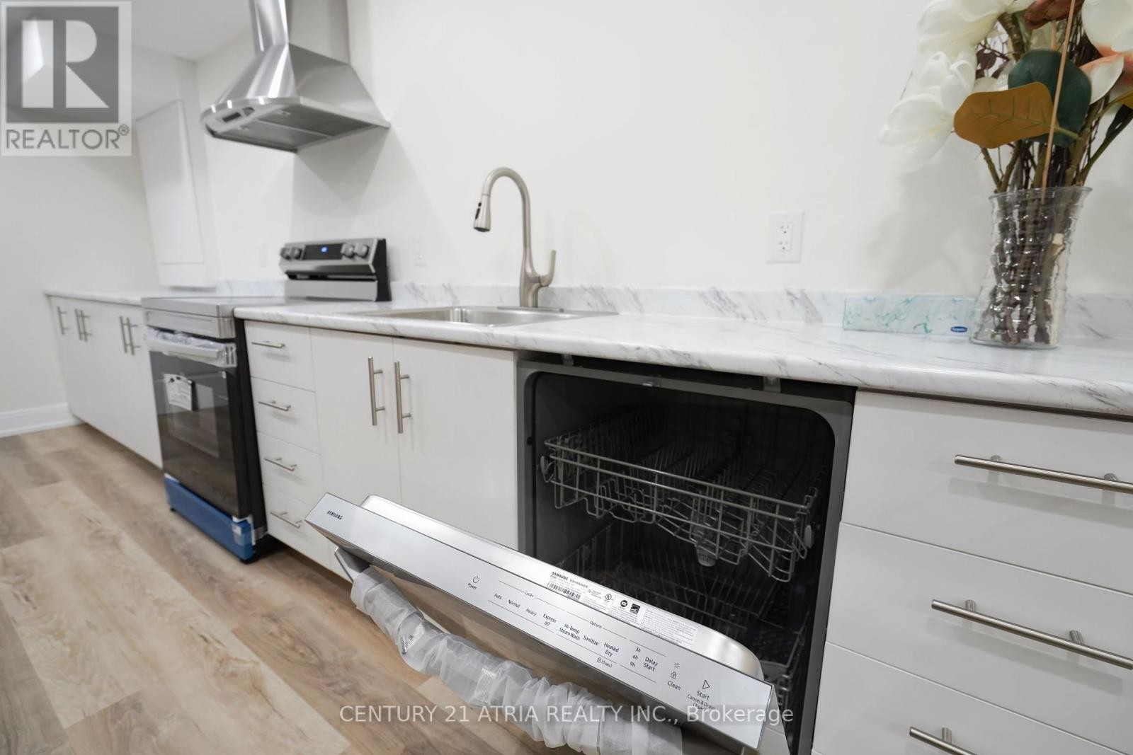 












1991 RIVERTON STREET

,
Oshawa (Taunton),




Ontario
L1K0P4

