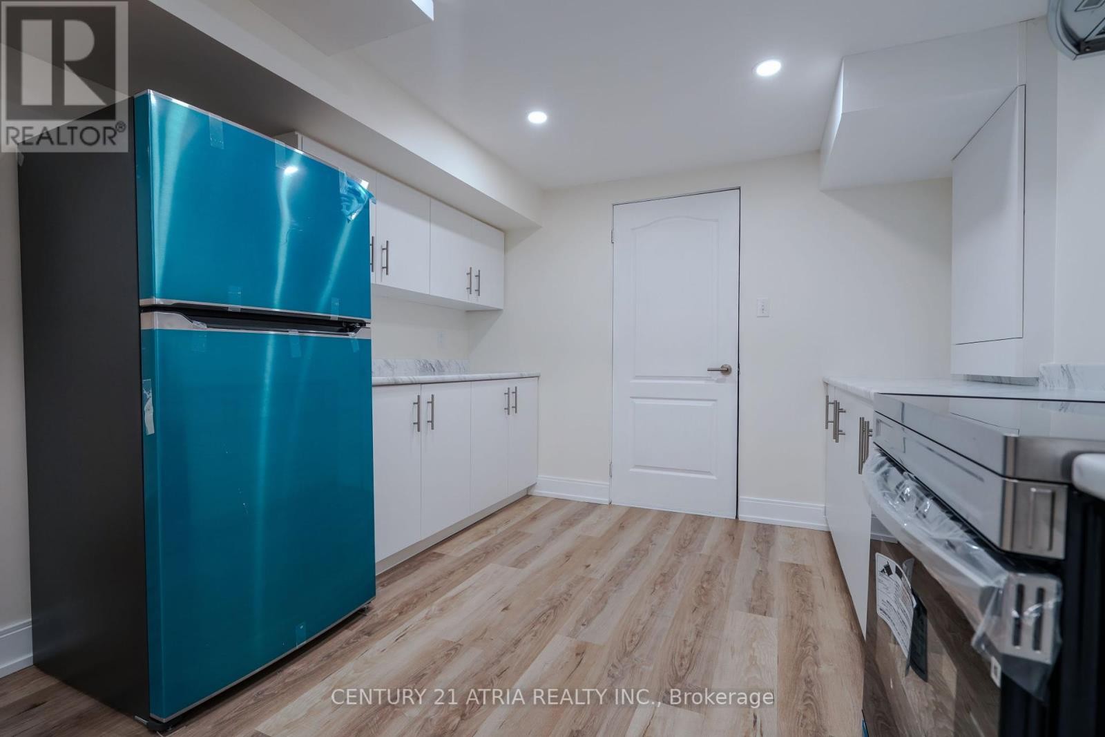 












1991 RIVERTON STREET

,
Oshawa (Taunton),




Ontario
L1K0P4

