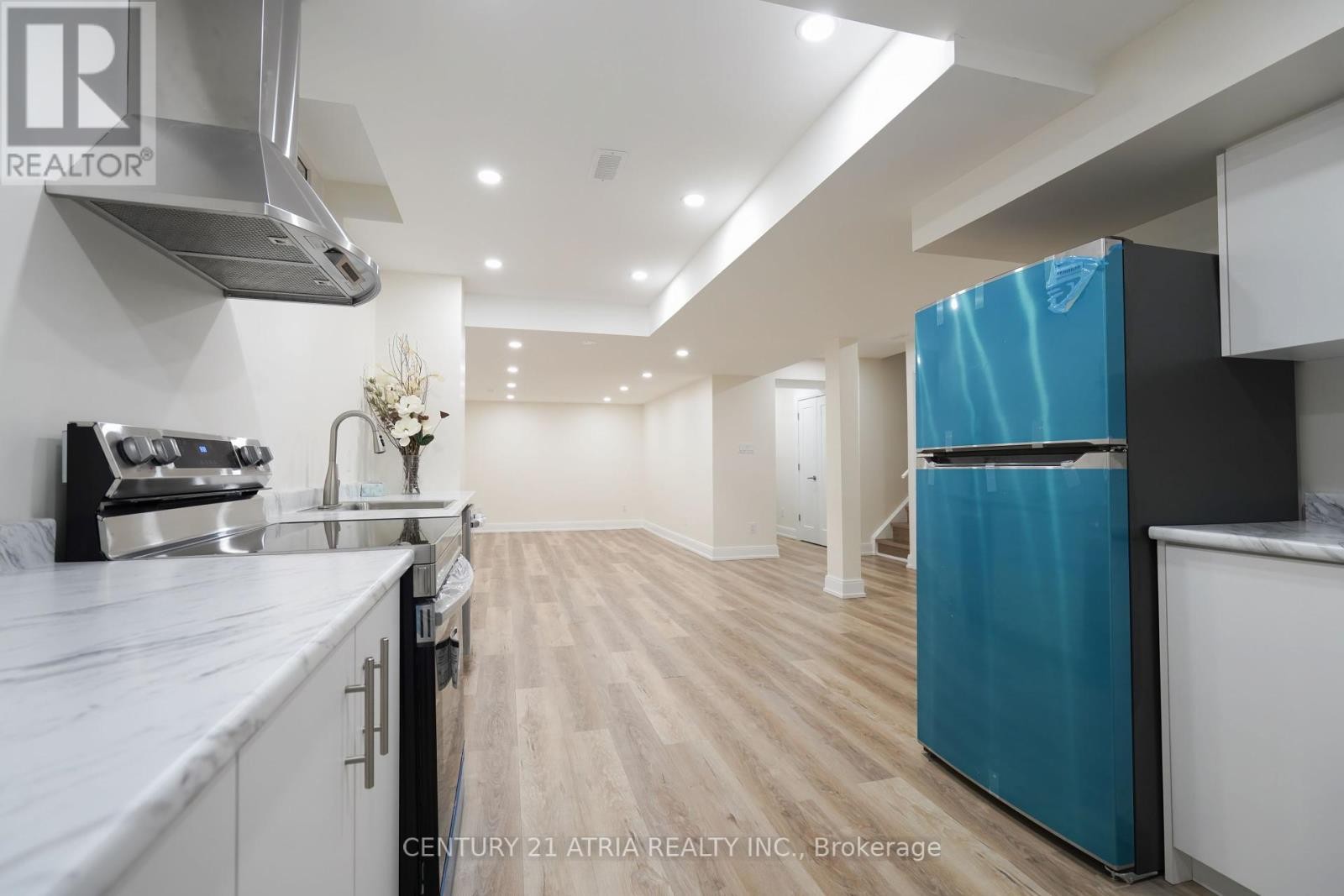 












1991 RIVERTON STREET

,
Oshawa (Taunton),




Ontario
L1K0P4

