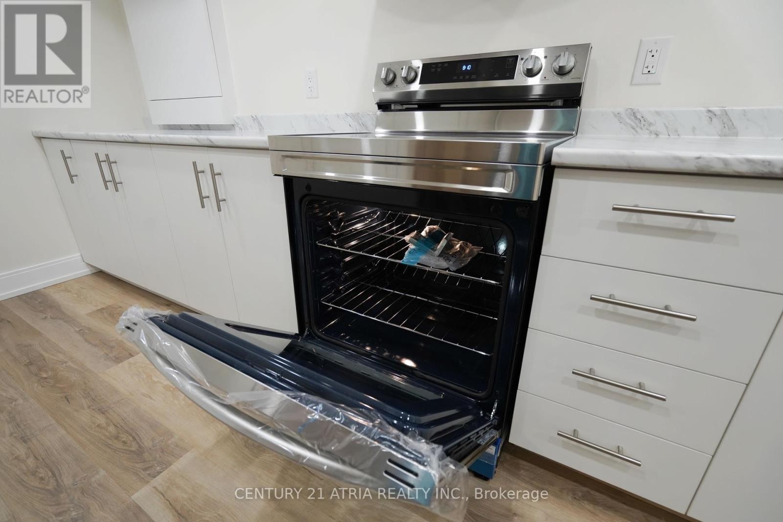 












1991 RIVERTON STREET

,
Oshawa (Taunton),




Ontario
L1K0P4

