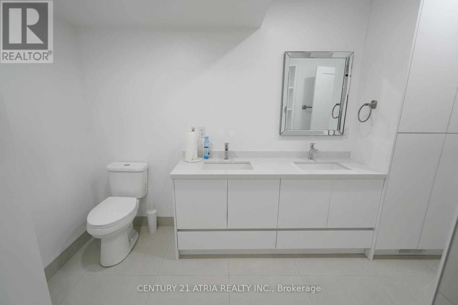 












1991 RIVERTON STREET

,
Oshawa (Taunton),




Ontario
L1K0P4

