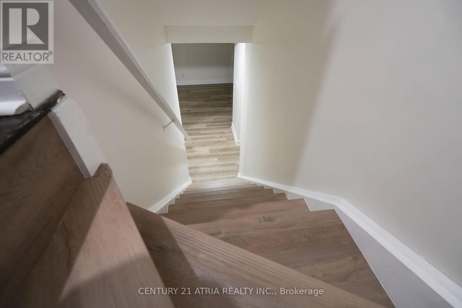 












1991 RIVERTON STREET

,
Oshawa (Taunton),




Ontario
L1K0P4

