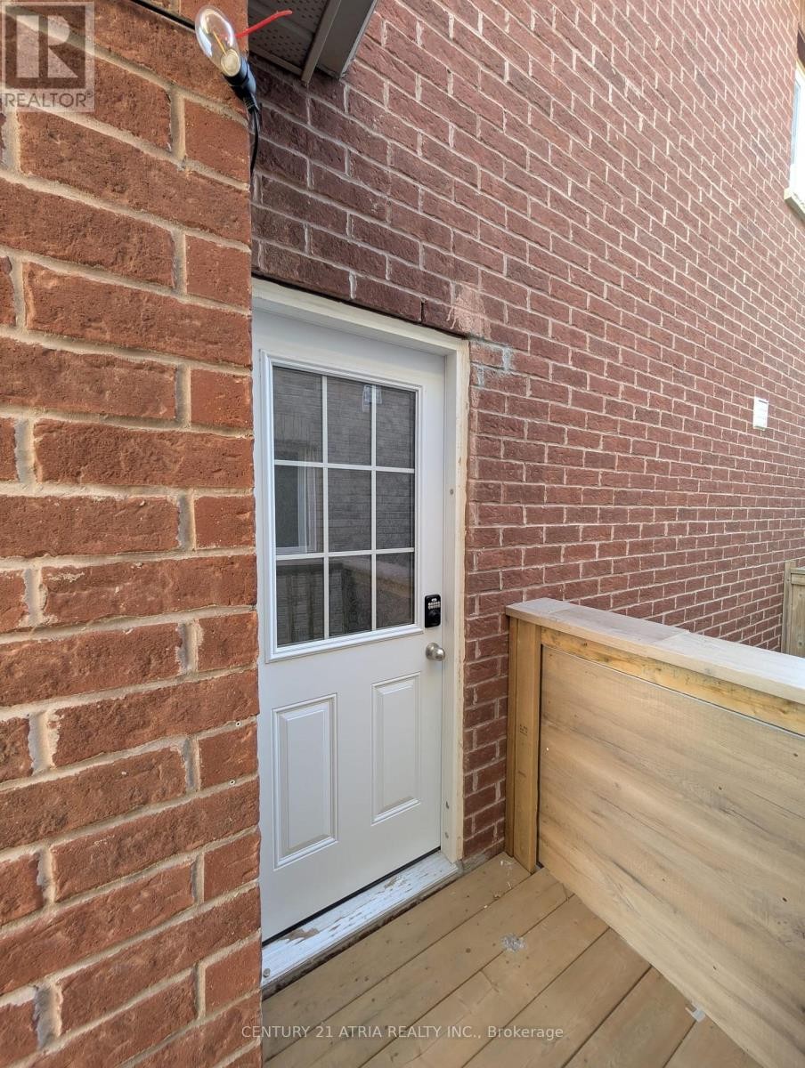 












1991 RIVERTON STREET

,
Oshawa (Taunton),




Ontario
L1K0P4

