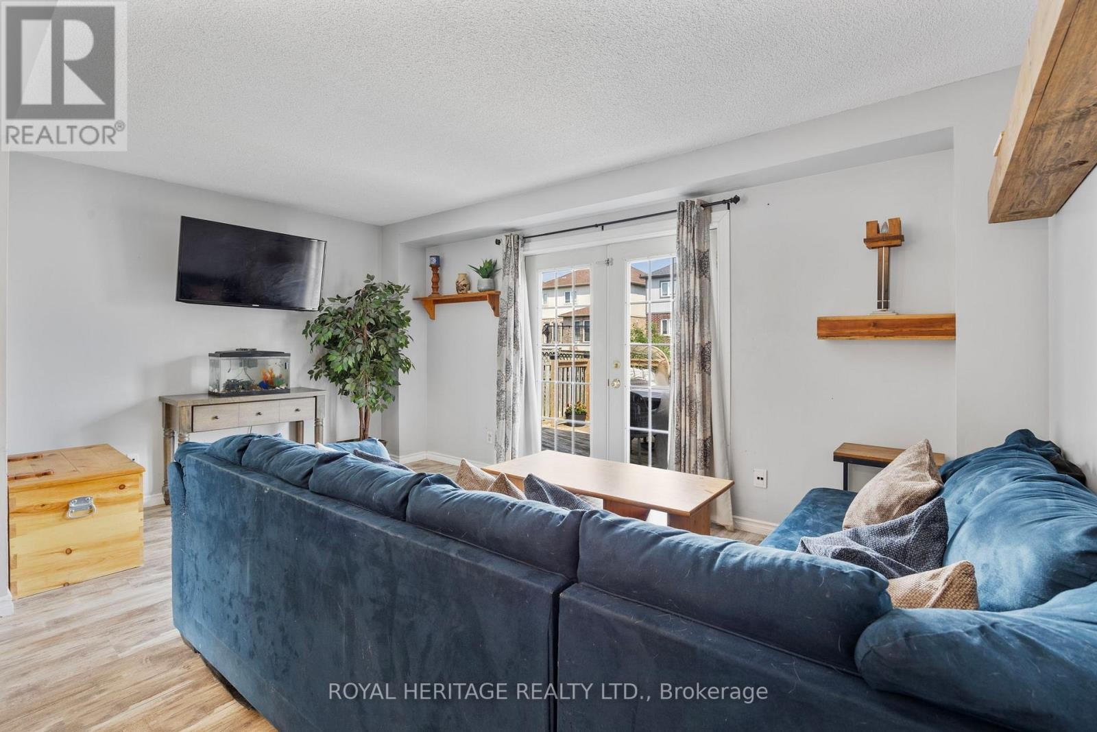 












1471 CONNERY CRESCENT

,
Oshawa (Lakeview),




Ontario
L1J8E5

