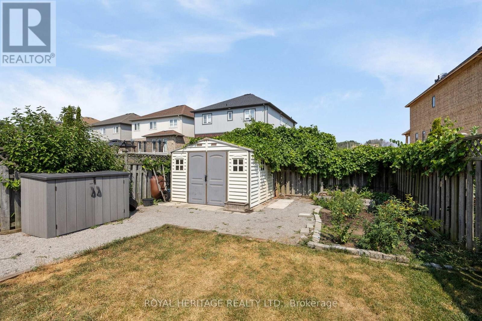 












1471 CONNERY CRESCENT

,
Oshawa (Lakeview),




Ontario
L1J8E5

