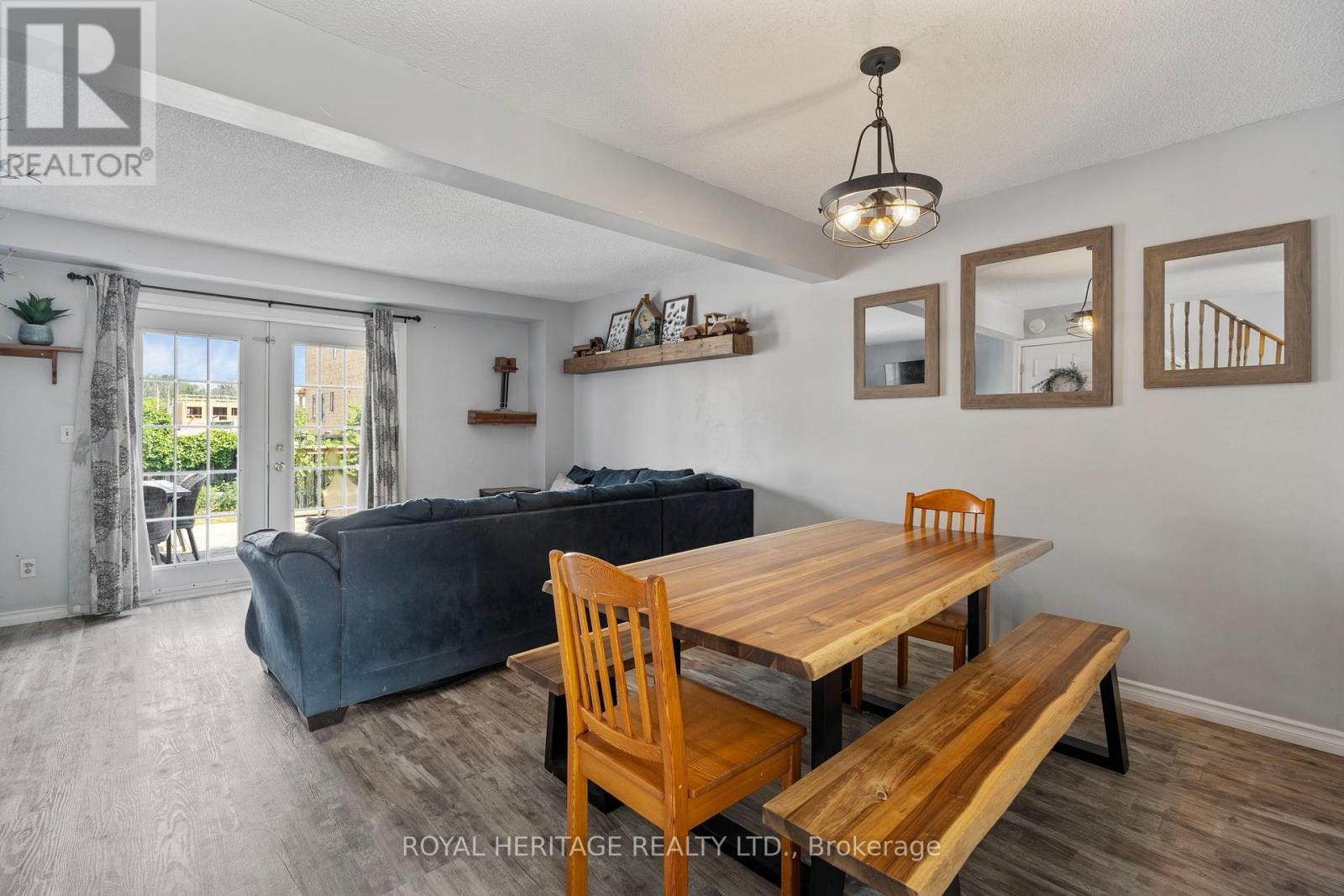












1471 CONNERY CRESCENT

,
Oshawa (Lakeview),




Ontario
L1J8E5

